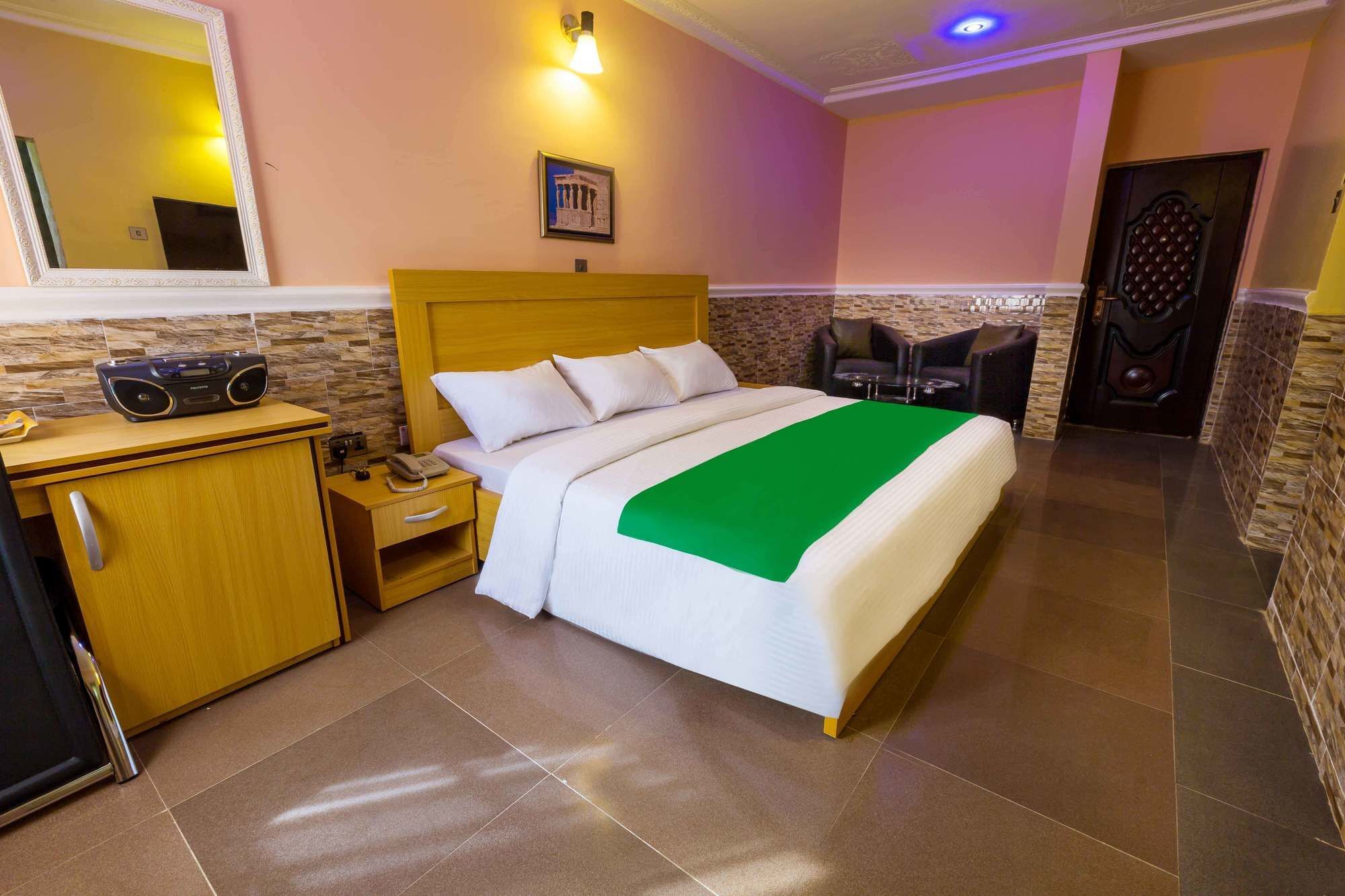 Berbera Palace Royale Hotel Abuja Kültér fotó